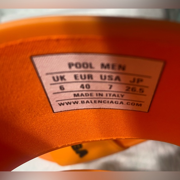Balenciaga SZ 40E/7US Pool Slide Smooth Rubber Logo in Orange/Black - Picture 5 of 8